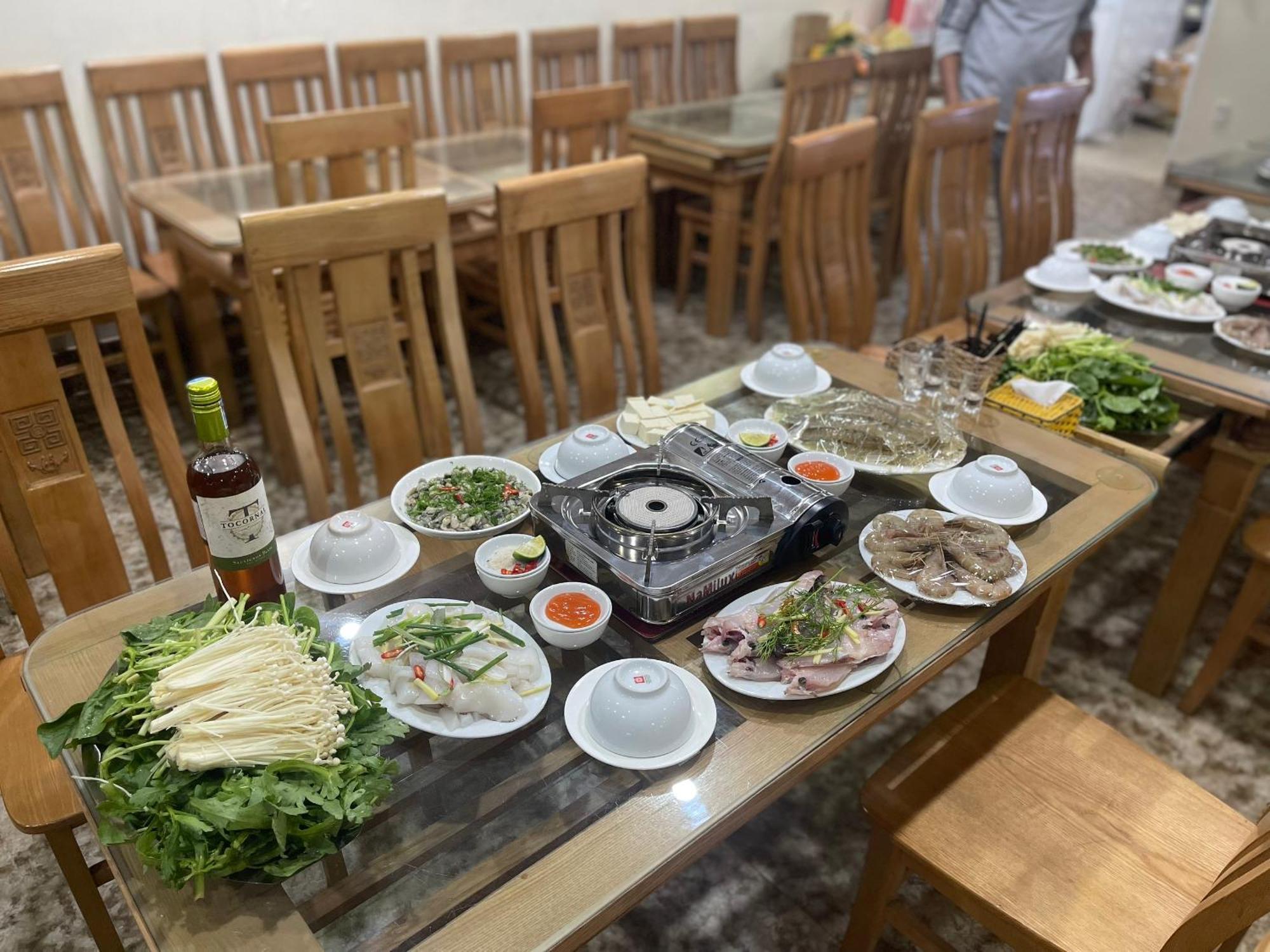 Phuong Dong Hotel Dong Khe Sau Kültér fotó