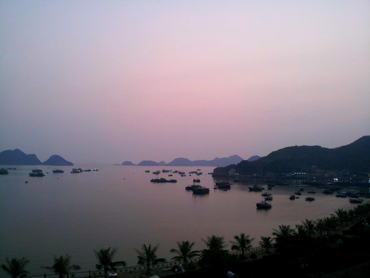 Phuong Dong Hotel Dong Khe Sau Kültér fotó